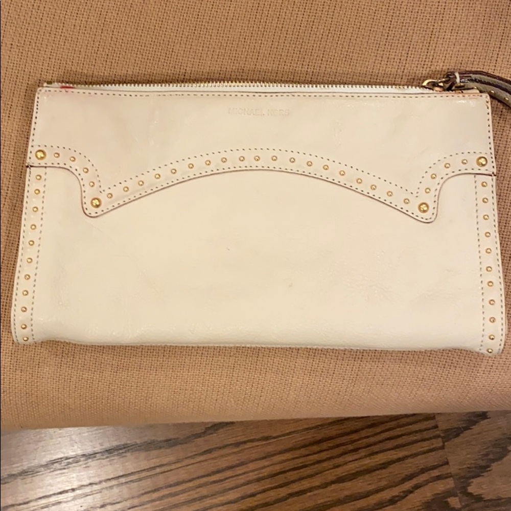 Michael Kors wristlet (clutch)